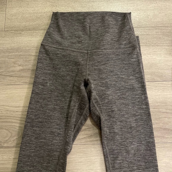 Lululemon Align Pant 28” Heathered Black (Size 4) - Picture 2 of 2